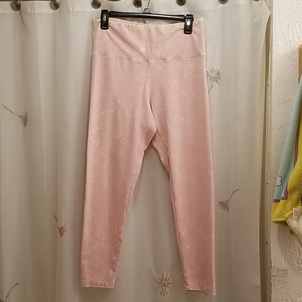 Victoria Secrets PINK yogo pants